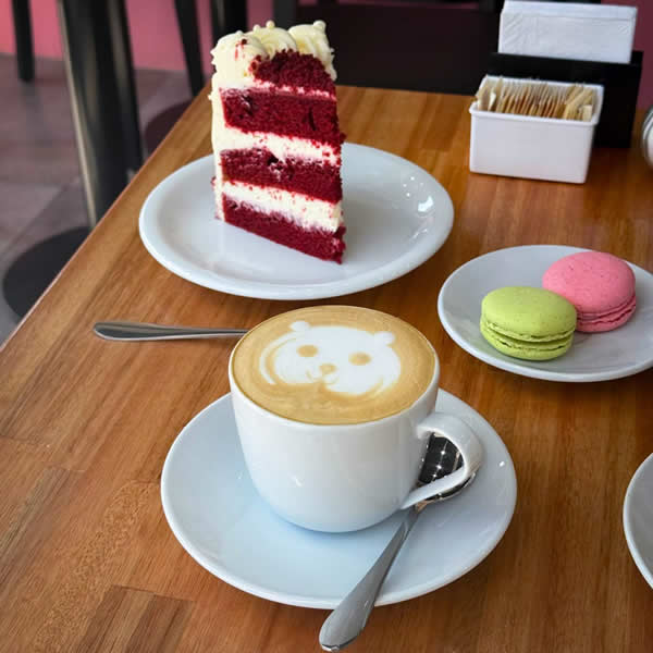 Café en mesa